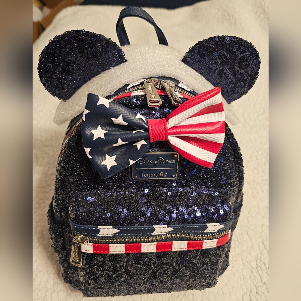 NWT Loungefly Disney Parks Minnie Sequin Stars & Stripes Americana Mini Backpack